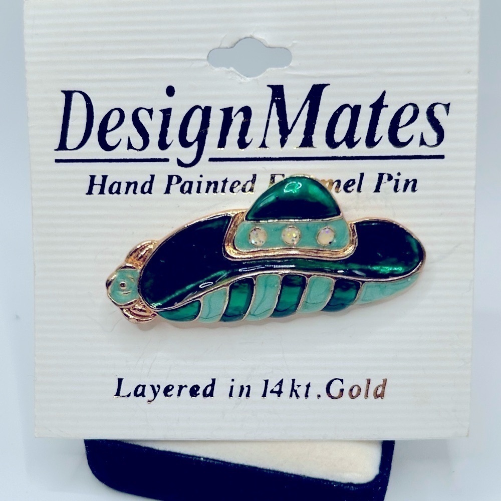 Vintage 14k Layered Gold Victorian Style Hat Brooch Green and Gold Pin - Picture 7 of 7